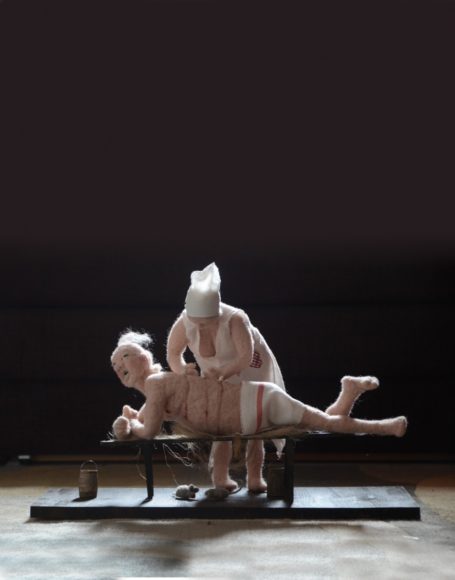 Arja Jäppinen - Köpölyöző asszony